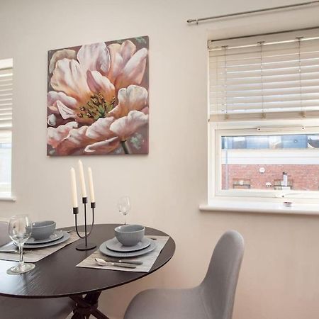 Watford Central Serviced Apartments 2 エクステリア 写真