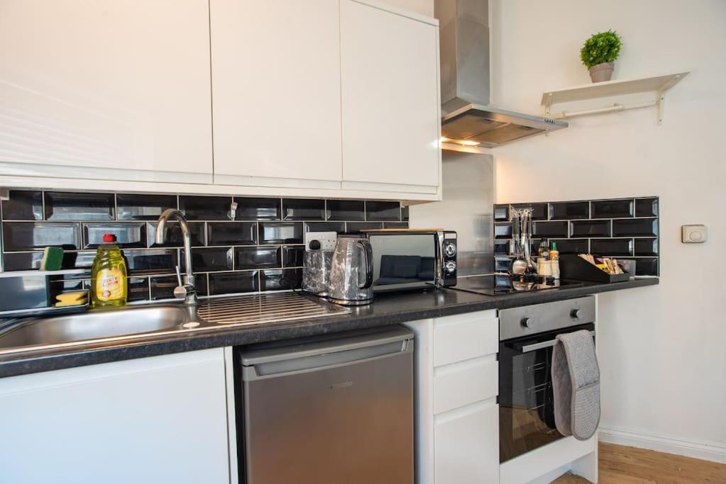 Watford Central Serviced Apartments 2 エクステリア 写真