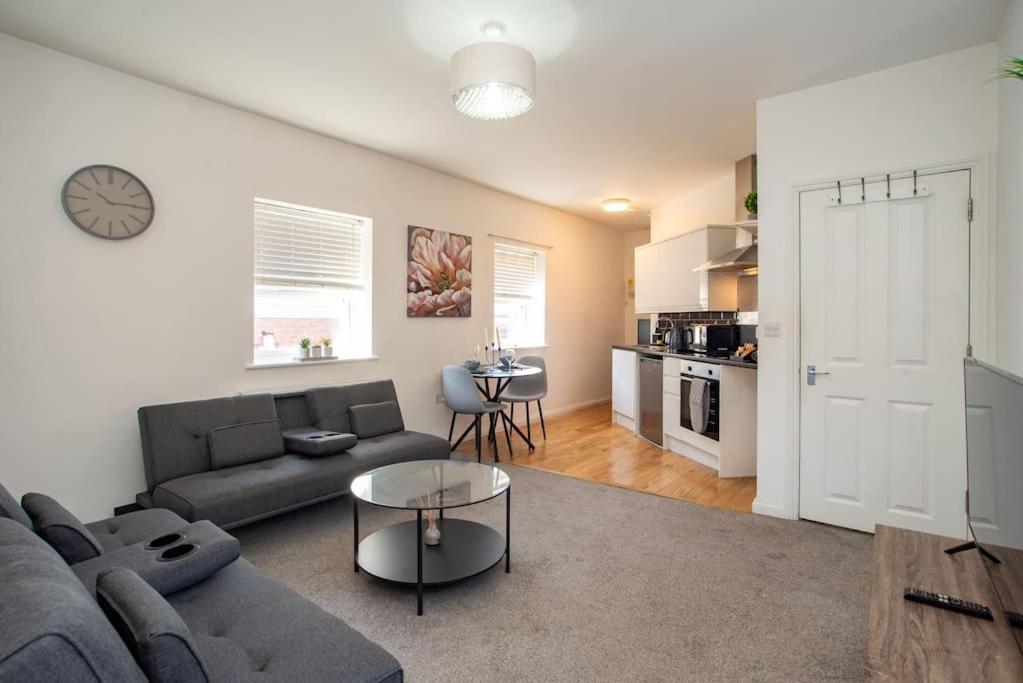 Watford Central Serviced Apartments 2 エクステリア 写真