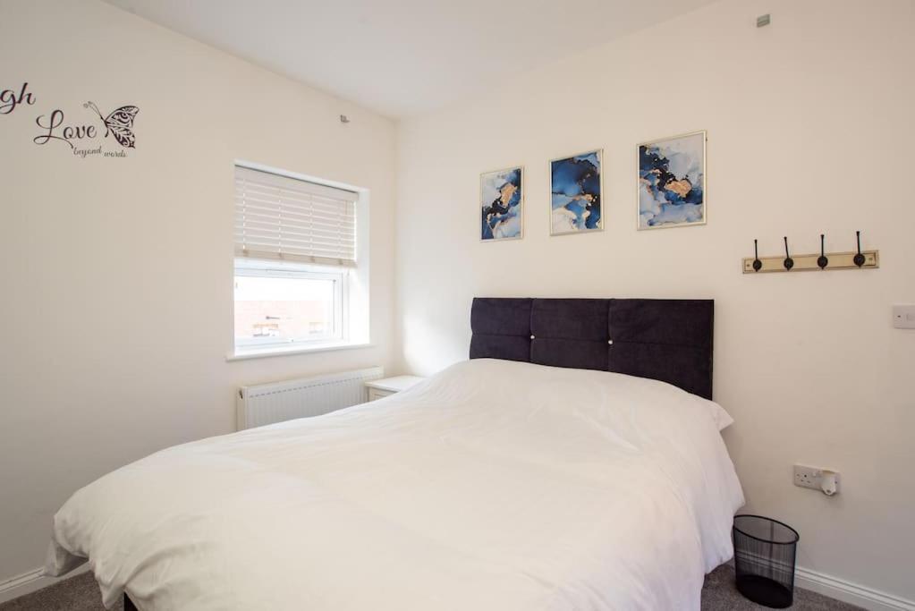 Watford Central Serviced Apartments 2 エクステリア 写真