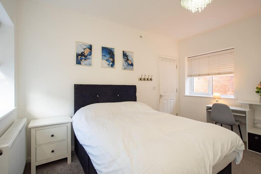 Watford Central Serviced Apartments 2 エクステリア 写真